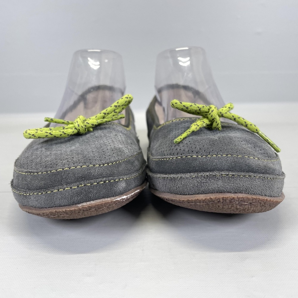 L.L.Bean Slippers Womens Size 8 Gray Suede Fleece Lined Perforated Slip On Moc - Picture 3 of 10